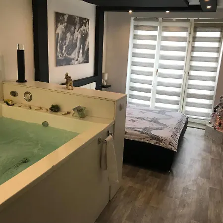 Apartman Jacuzzi Apartment